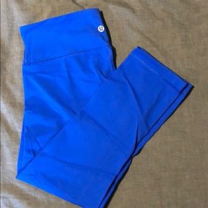 Lululemon Wunder Under capris